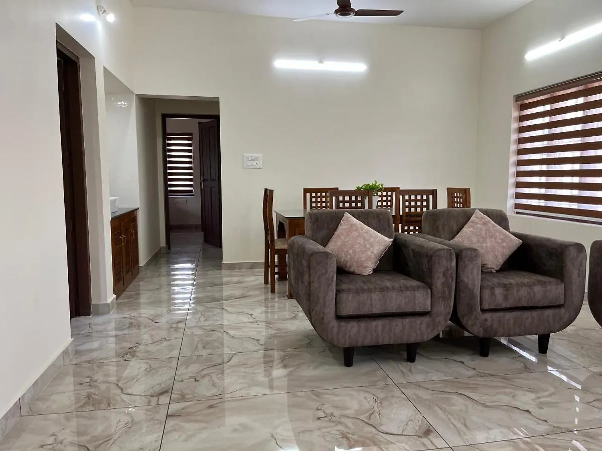 Апартаменты Solomon Apartments,Alappuzha Beach.